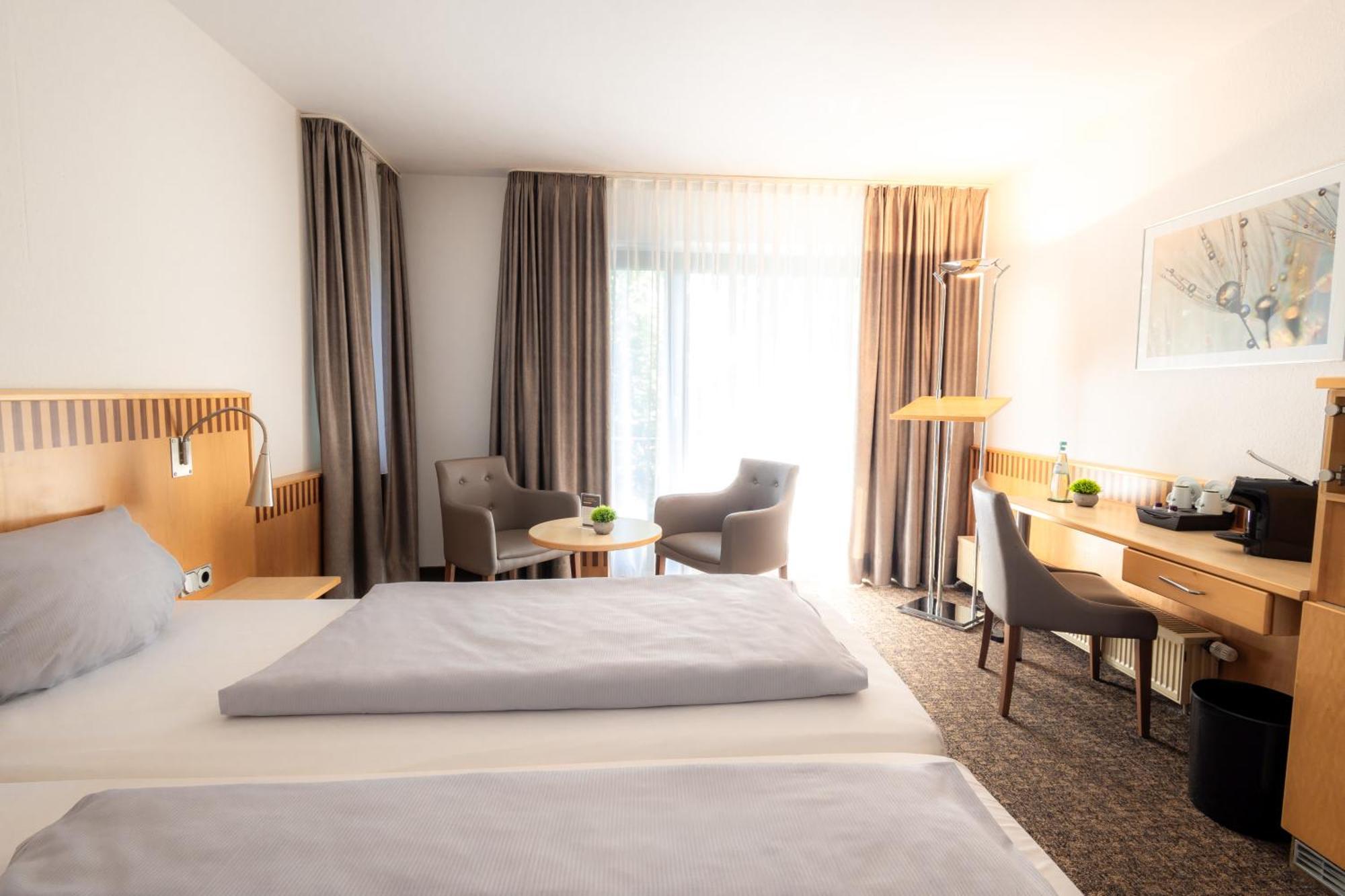 Parkhotel Нюмбрехт Екстер'єр фото